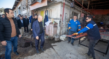 Başkan Soyer'den Erzin'e ziyaret...“Bilimin ışığında ilerlemek zorundayız”