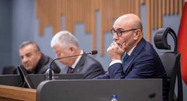 Başkan Soyer depremzede illerin sivil toplum örgütü temsilcileriyle buluştu: “Güç birliği yaparsak, dertlere derman oluruz”