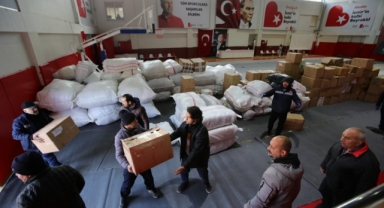 Bayraklı’da destek büyüyor! “Bu acıyı yaşadık, biliyoruz”