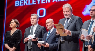 “Bir Kira Bir Yuva” için destek miktarı 350 milyon lirayı aştı... Başkan Soyer’in dayanışma davetine küresel katılım