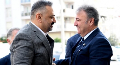 Bornova’da CHP’ye 300 kişilik katılım