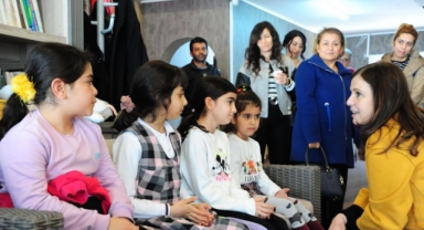 Deprem acısını oyunlarla unutacaklar