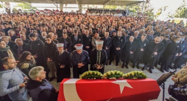 Duayen Sanayici Selçuk Yaşar son yolculuğuna uğurlandı