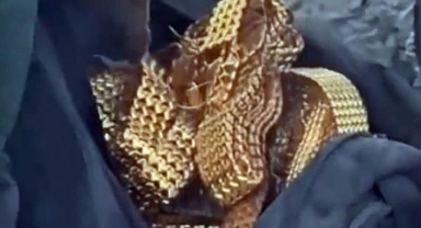 Enkazdan çıkan 78 kilo altının sahibi bulundu!