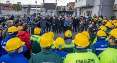 Konak’tan Hatay’a yardım konvoyu yola çıktı
