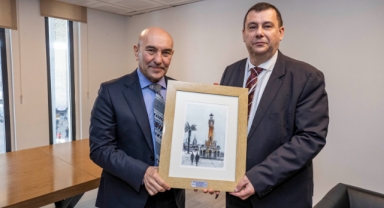 Macaristan İstanbul Başkonsolosu'ndan Başkan Soyer'e ziyaret