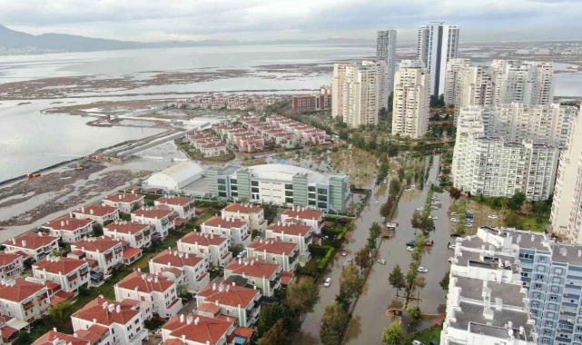 Mavişehir ve Bostanlı sakinleri Başkan Tugay ile buluştu: