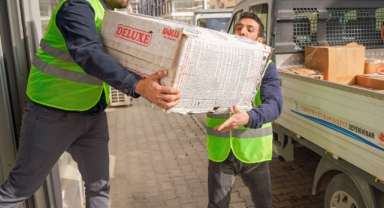 Seferihisar halkından gece gündüz deprem dayanışması