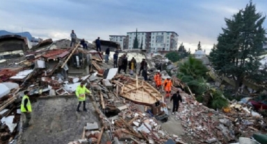 Tabip odası başkanları deprem bölgesinde: “Salgın hastalıkların başlamasından korkuyoruz!”