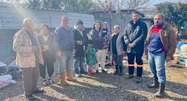 Yaralarımızı birlikte sarıyoruz