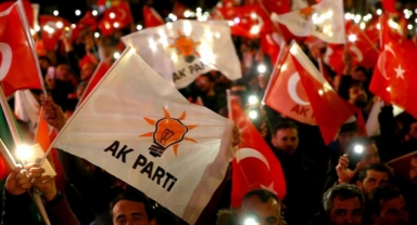 AK Parti Bornova’da istifa