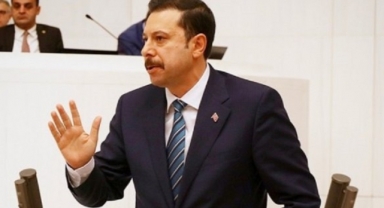 AK Partili Kaya'dan, Başkan Soyer'e 'Adnan Kahveci' çıkışı: İzmir için, laf değil iş üretmeye devam!