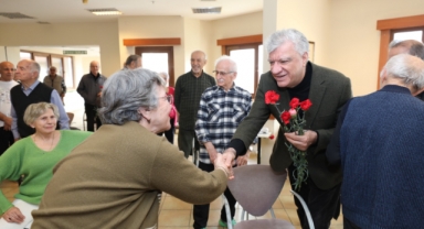 Başkan Engin’den bilge çınarlara ziyaret