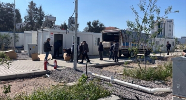 Bayraklılı depremzedeler konteyner kentten tahliye ediliyor