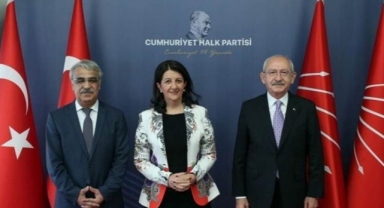 Beklenen görüşme sonlandı... CHP liderinden açıklama geldi