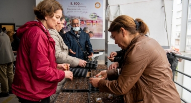 Bornovalılara tohum çimleme eğitimi
