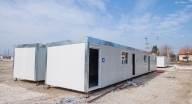 Büyükşehir'in konteyner kent mesai sürüyor