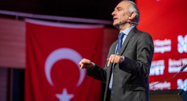 Emin Çapa: Bilime sahip çıkmazsanız yolunuzu kaybedersiniz