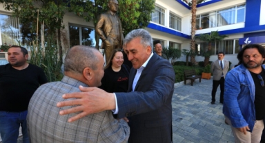 Güzelbahçe Belediyesi EYT'li çalışanlara veda etti