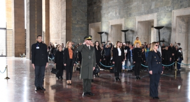 İZİKAD’dan Ankara çıkarması