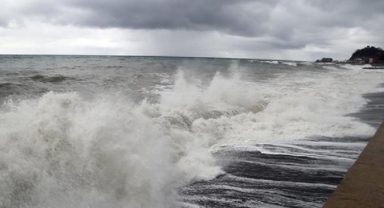 İzmir’de kuvvetli fırtına ve yağış bekleniyor... Haftalık hava durumu 