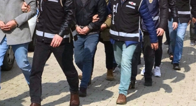 İzmir’de 'Narkotik' operasyonu: Zehir tacirleri yakalandı!