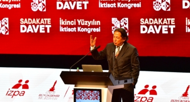 Kadıbeşegil: Gezegenin kazananlar arasında olmadığı bir sistemin ayakta durma şansı yok