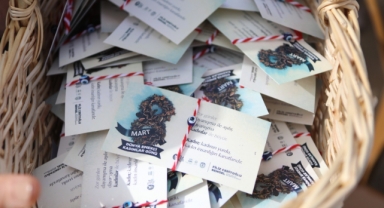 Kadınlar Efes Selçuk’ta Marteniçka ile dilek tuttular