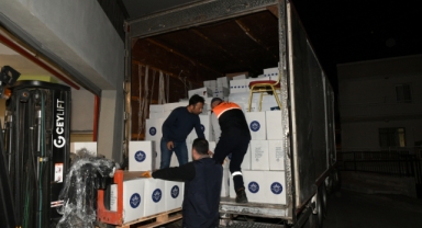 Karabağlar'dan afet bölgesine aralıksız destek