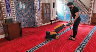 Narlıdere'de camiler ramazana hazır