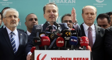 Yeniden Refah'a istifalı tepki