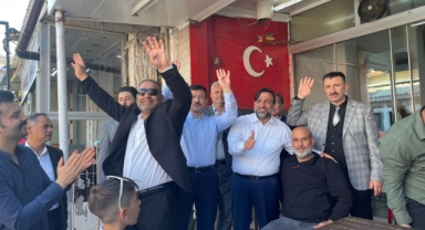 AK Partili Dağ İzmirli Romanlarla buluştu: 