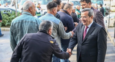 Başkan Batur'dan belediye emekçilerine bayram ziyareti: 