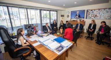 Başkan Batur'un koltuğunda çocuk başkan