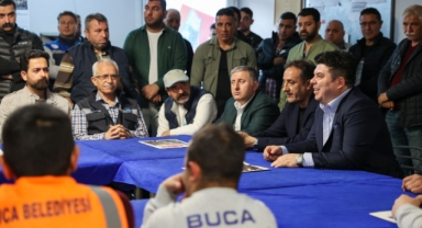 Başkan Kılıç Bucalı emekçilerle bayramlaştı