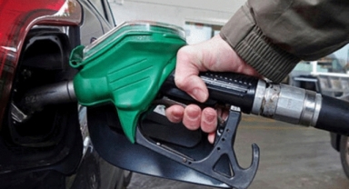Benzine bir indirim daha