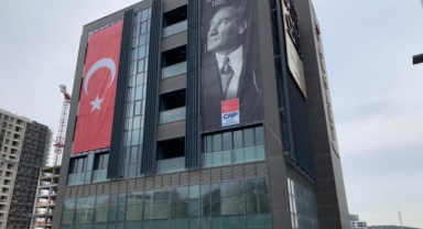 CHP İstanbul İl Binası’na silahlı saldırı... Muhalefet tek tek kurşunlanıyor