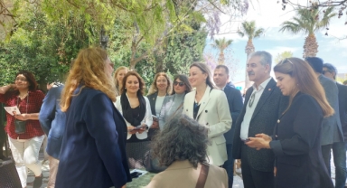 DEVA Partili İzmir 1. Bölge Milletvekili Adayı Ösen: Değişimin ayak sesleri sokaklardan yükseliyor!