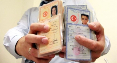 Eski kimlikle oy kullanılabilecek mi?