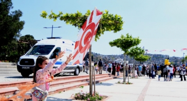 İzmir'de gökyüzü uçurtmaların dans sahnesi olacak
