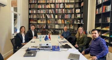 İzQ ve Kontak, geleceğin girişimcilerini yetiştirecek