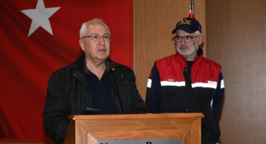 Karabağlar'dan afet gönüllülerine tam destek