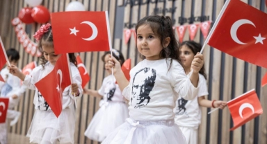 Konaklı minikler 23 Nisan'ı coşkuyla karşıladı