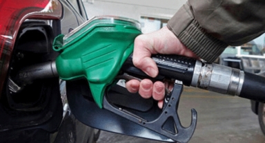 Motorin ve benzine indirim geliyor