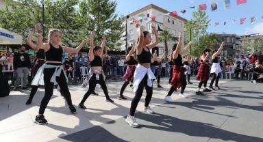 Narlıdereli çocuklar Çocuk Şenliği'nde buluştu