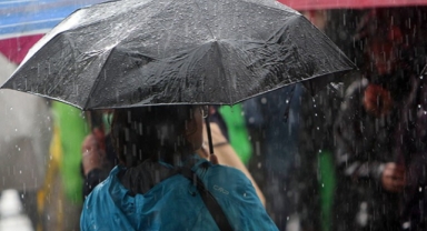 Şemsiyelerinizi hazırlayın... Yağışlı havalar geri geliyor