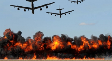 Sudan'da HDK, başkent Hartum'u bombalıyor