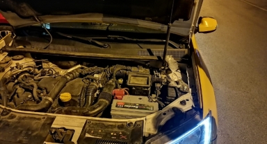 Uyuşturucu ticareti yapan taksici, İzmir polisinden kaçamadı