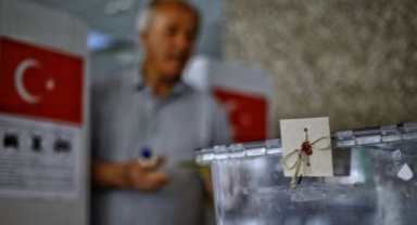 Yurtdışında oy verme işlemi başlıyor: İşte en çok ve en az seçmeni olan ülke