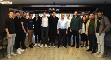 AK Partili Sürekli: Gençlerin siyasette daha çok yer almasını istiyoruz